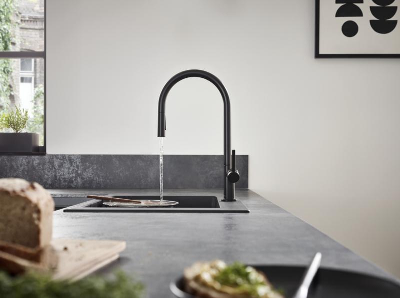 hansgrohe Talis M54 k&oslash;kkenarmatur m/C-tud og udtr&aelig;k - Mat sort